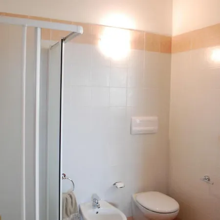 Willa Sole - Theater